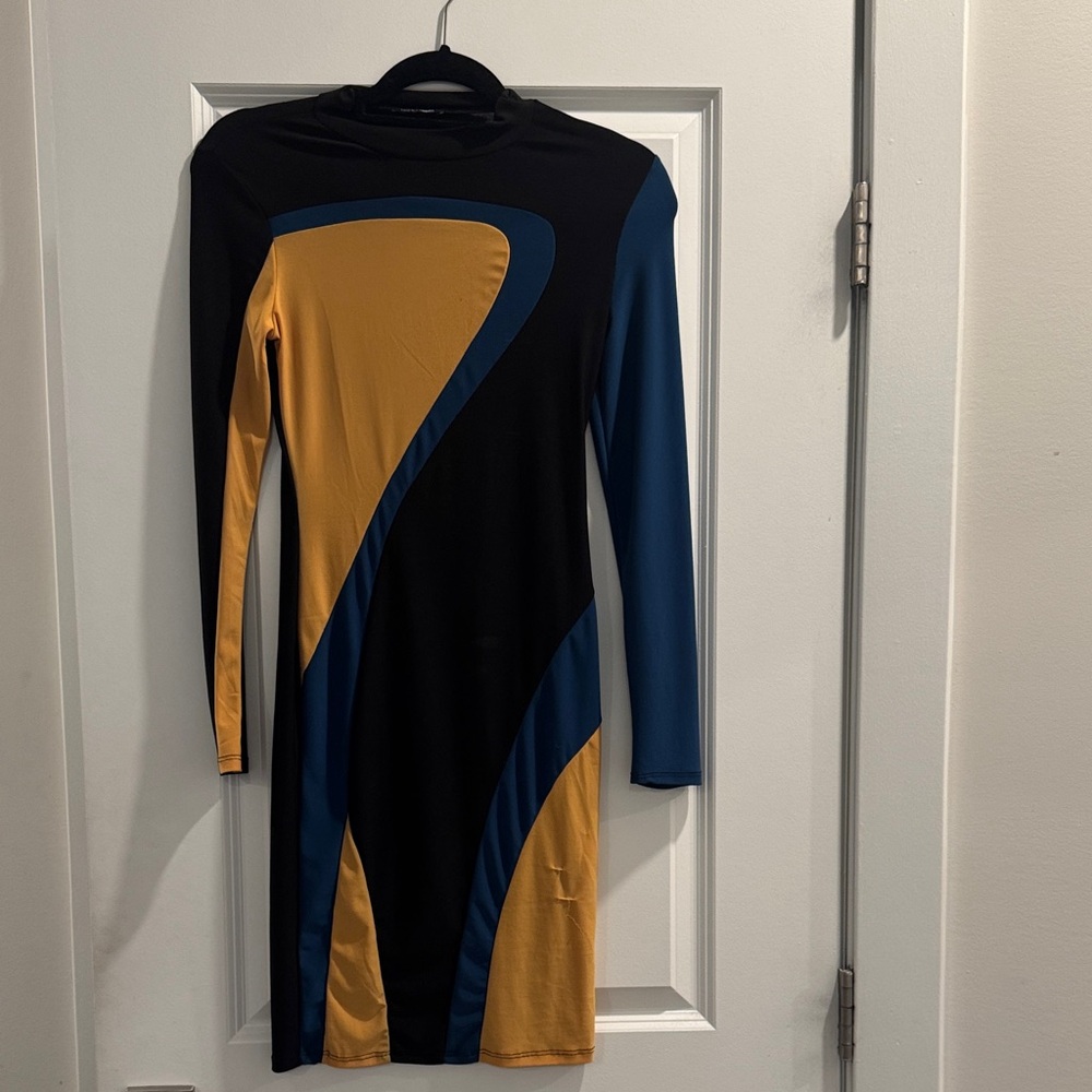 Fashion Nova Black, Mustard, and Blue Long Sleeve Abstract Dress